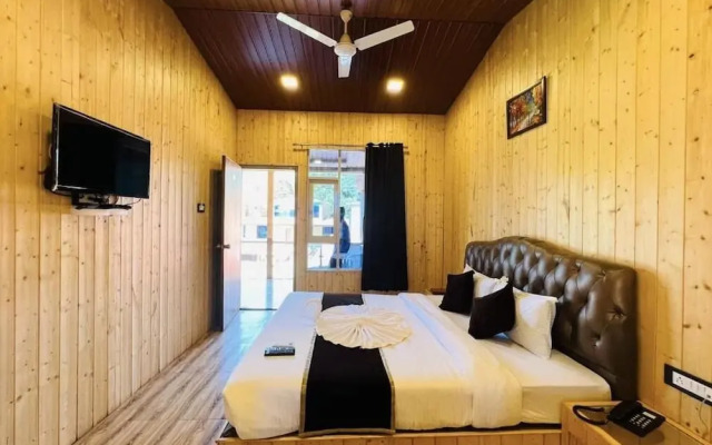 Arya Resort & Spa