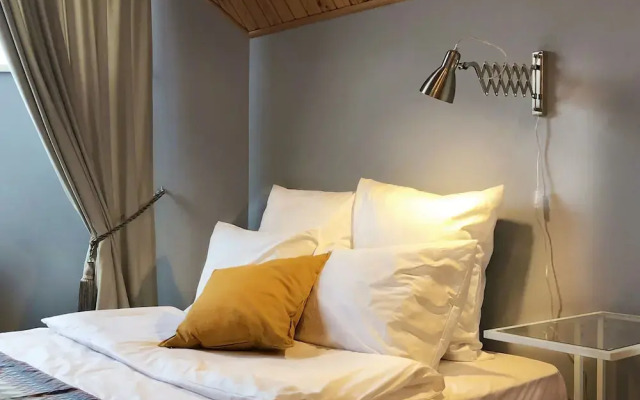 Dobrynya Guest House