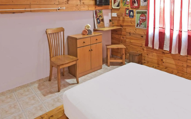 Hotel O Coke Guest House – Guest Rooms – Alor Gajah