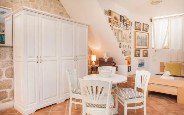 Bramasole Apartments