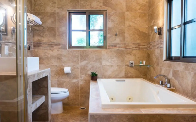 Alamos Inn con Jacuzzi y Piscina