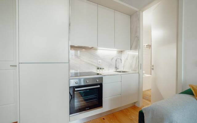 Downtown Premium Apartment by Vacationy