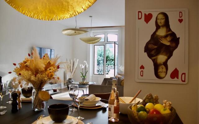 EXCEPTIONNEL! Luxueux appartement 150 m2 Terrasse 40m2 plein centre 6personnes