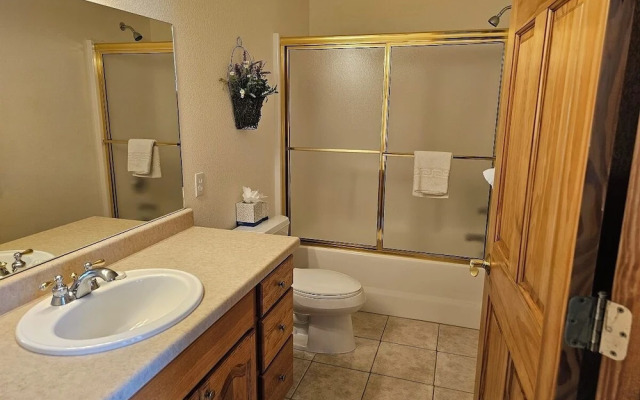 Cascade Three Bedroom Two Bath C07