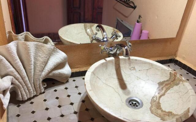 RIAD dar POUBLANC