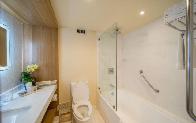 Real InterContinental San Salvador at Metrocentro Mall by IHG