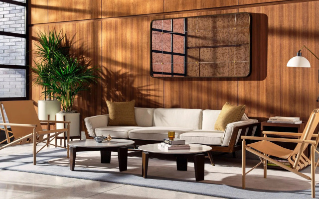 The Hollywood Grande, Autograph Collection