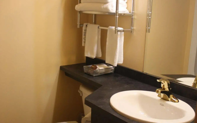 Cedar Meadows Resort & Spa, an Ascend Collection Resort