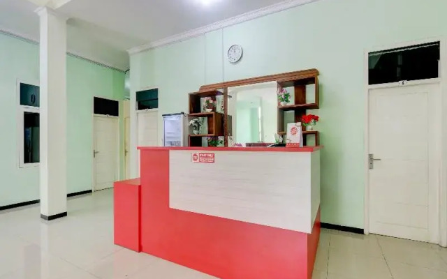 OYO 90709 Djati Guest House