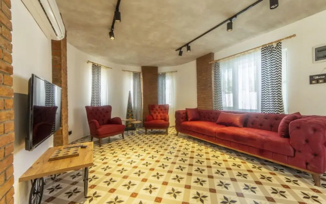 Extraordinary Villa With Private Pool in Antalya