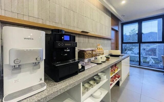 Brown Dot Hotel Yangsan Seochang