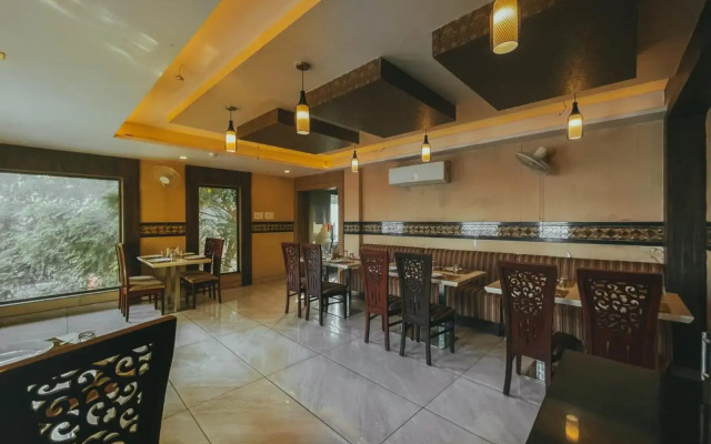 Hotel SLE Residency