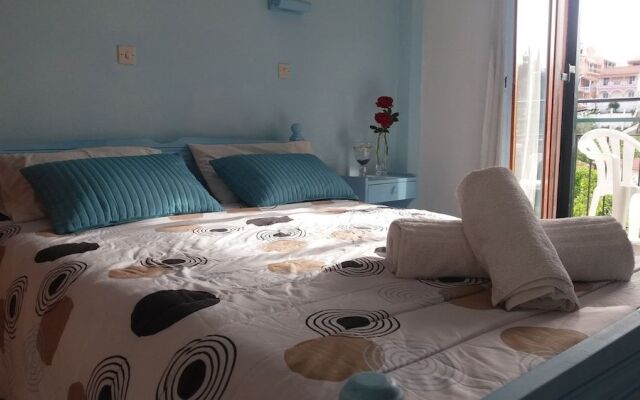 Maria's Apartments