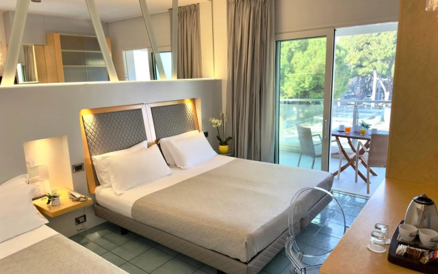 Hotel Club House