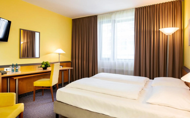 Plaza Hotel & Living Frankfurt