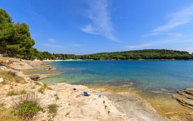 Apartments Kiki 150 METERS TO THE BEACH