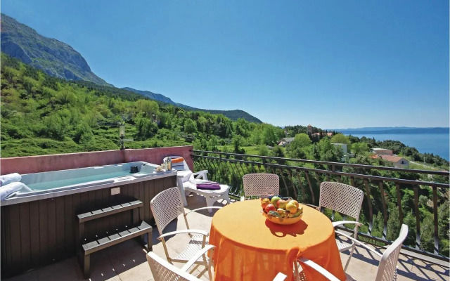 Holiday home Gornji Tucepi-Srida sela bb II