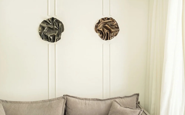 Shenkin Eclectic Blue Apt by Sea N' Rent
