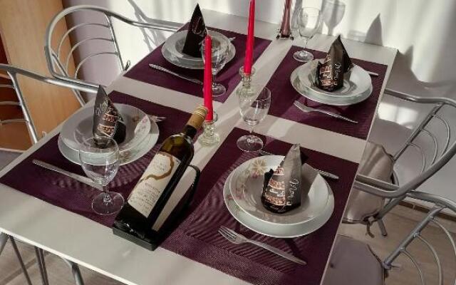 Jacqueline Apartment