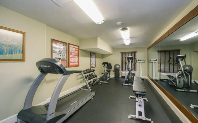 Holiday Inn Express Merrimack