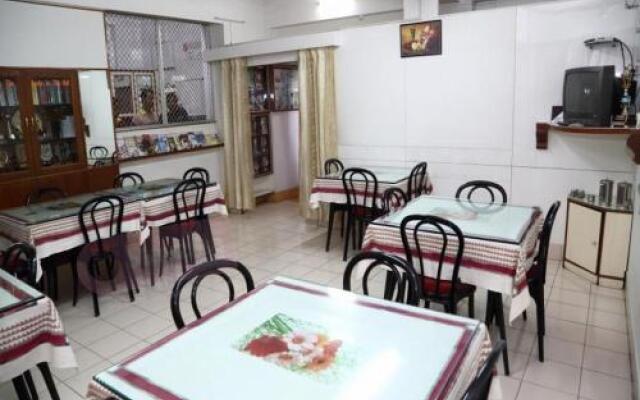 Arun Hotel