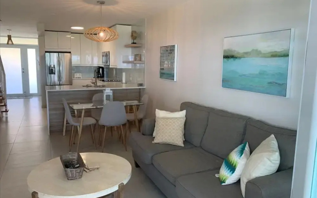 Villa Brisas del Mar-ocean View Gated Community