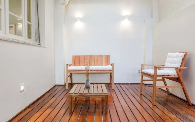 Leblon Coast Amazing 3 Bedroom in Leblon