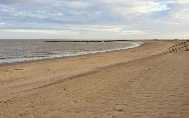 5BD Staycation Amazing Sea View Clacton-on-sea
