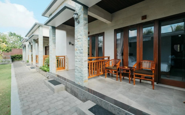 Nyuh Gading by The Lavana