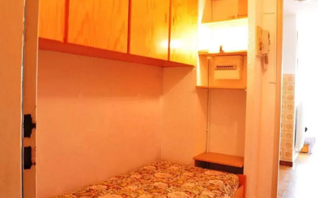 Appartement Port Camargue, 1 Pièce, 5 Personnes - Fr-1-250-78