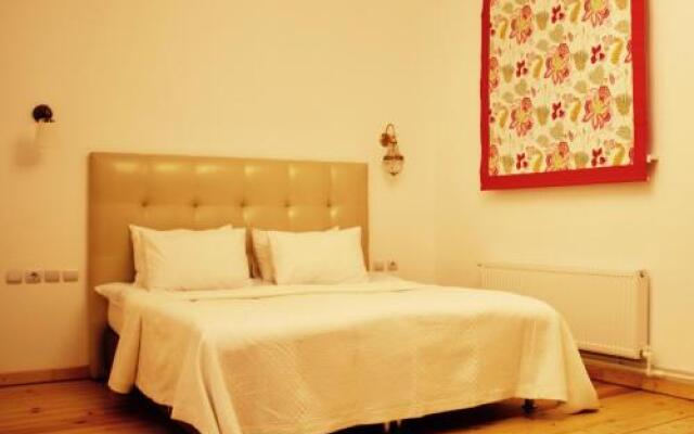 Domashniy Pansion Ponka House