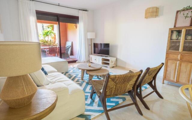 3+1 bed apartment, 100m away from the beach