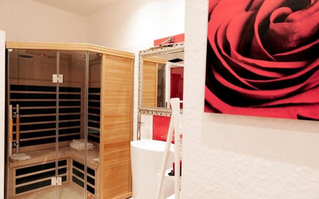 Two Chic Guesthouse