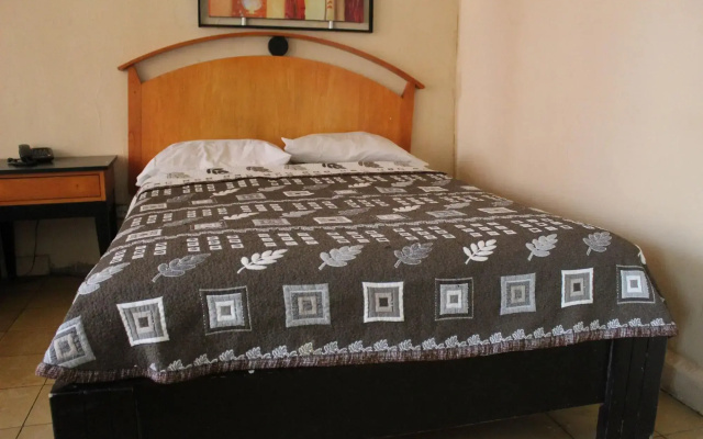 Hotel Regis