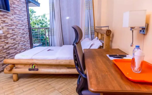 Amicus Hotel