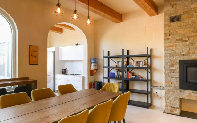 Solaris Gozitan Villa With Pool Gozo