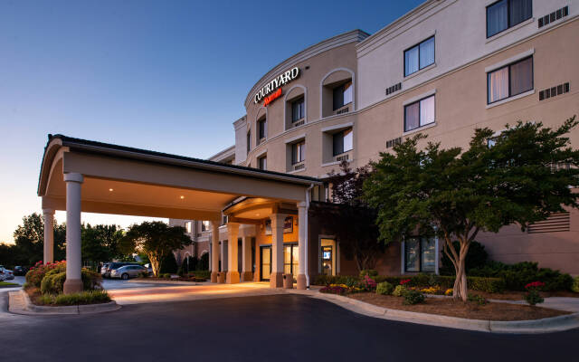 Courtyard by Marriott High Point