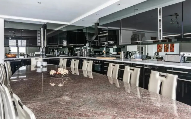 Le Notre Dame - Luxury Apartment with Seine View