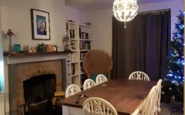 Cosy 2 Bedroom House in South Bristol