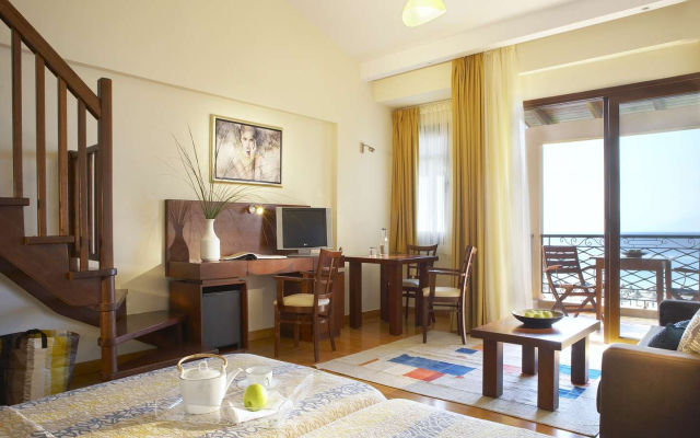 Anthemus Sea Beach Hotel & Spa