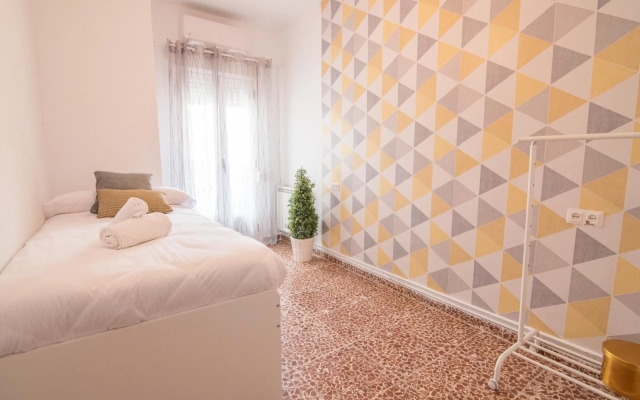 tuGuest Gran Via 42 Apartment