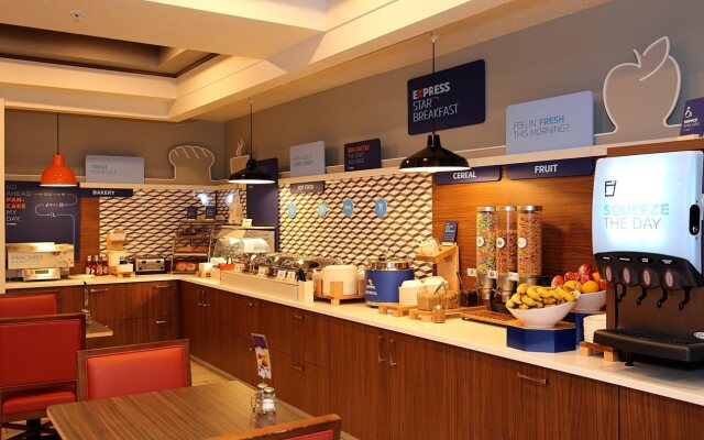 Holiday Inn Express & Suites Ashland by IHG