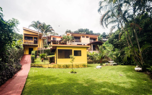 La Terraza Guest House B&B