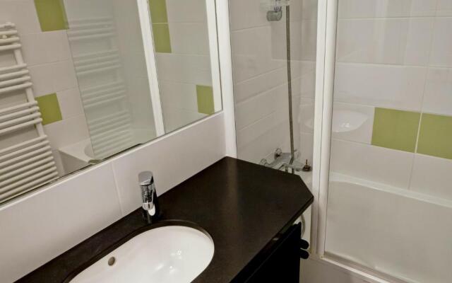 Appartement La Tania, 3 pièces, 8 personnes - FR-1-513-37