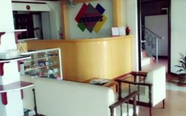 Princess Perrine Suites