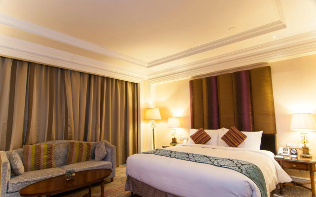 Royal Grace Hotel Optics Valley Wuhan