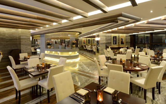 Отель Grand Millennium Dubai