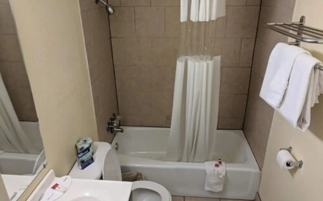 Travelodge by Wyndham Clovis