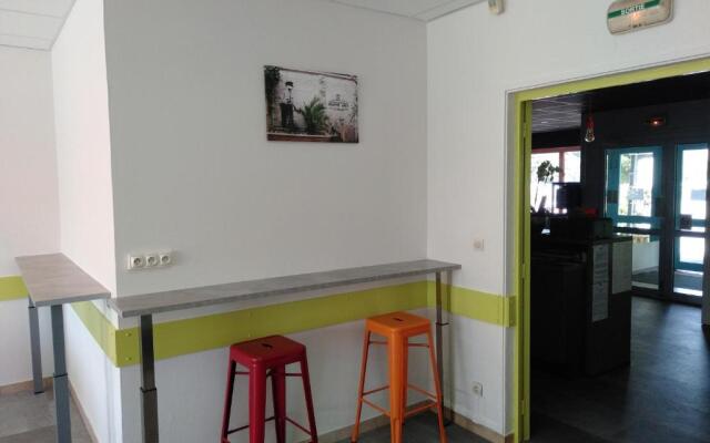 Arl Hotel