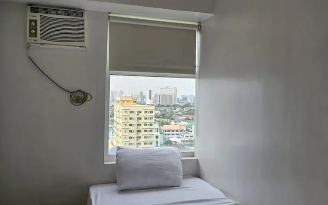 Gilmore Tower Suites By SMS Hospitality